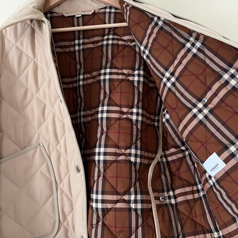 NWOT $1439 BURBERRY Quilted Country Jacket Cropped Long-Sleeve Zip Snap Neutral - Picture 6 of 14